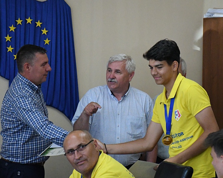viitorul vetis premiere primarie 5