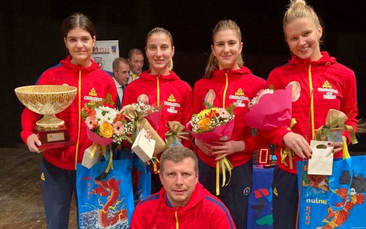 Spadă | Sătmăreanca Greta Vereș a câștigat cu echipa națională Trofeul Bertinetti